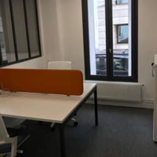 Bureau privé 10 m² 2 postes Coworking Rue Aristide Briand Levallois-Perret 92300 - photo 1